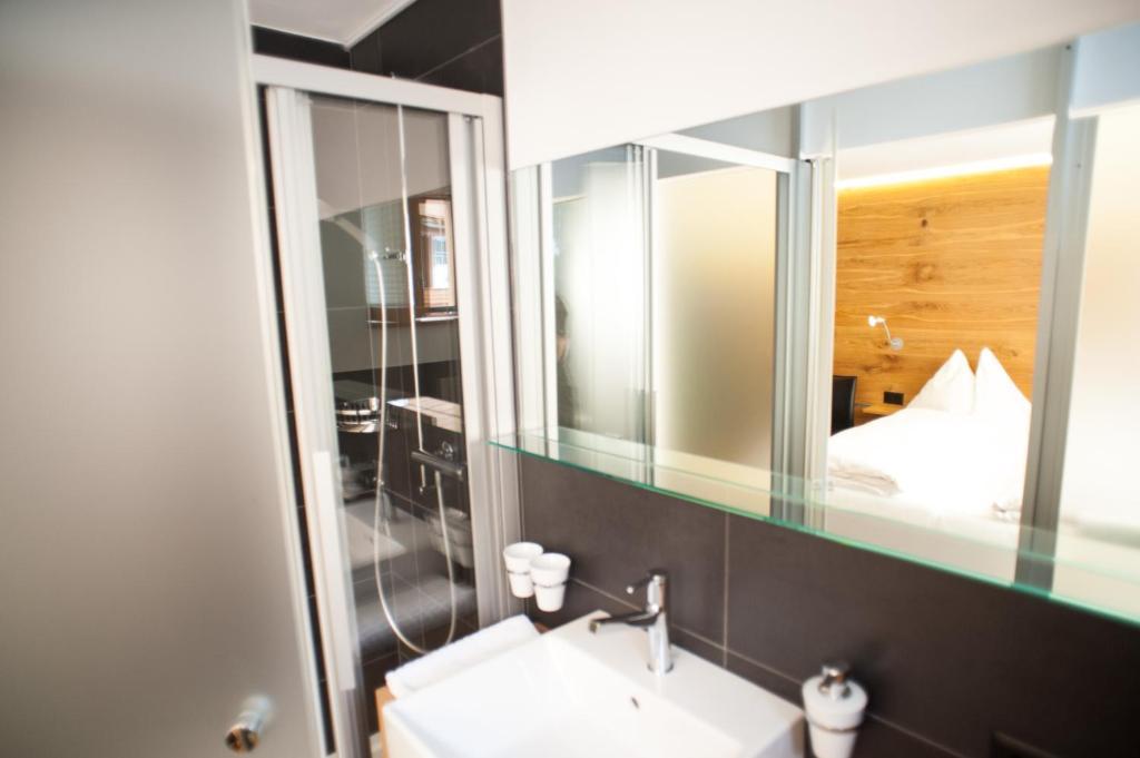 Elite Alpine Lodge - Apart & Breakfast Saas-Fee Bilik gambar